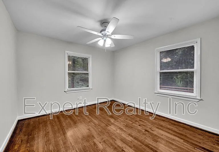 7428 Paris Ave — Photo 10