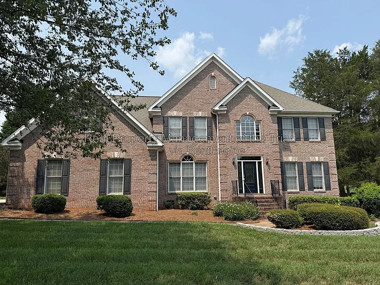 1016 Longhorn Ct — Photo 28