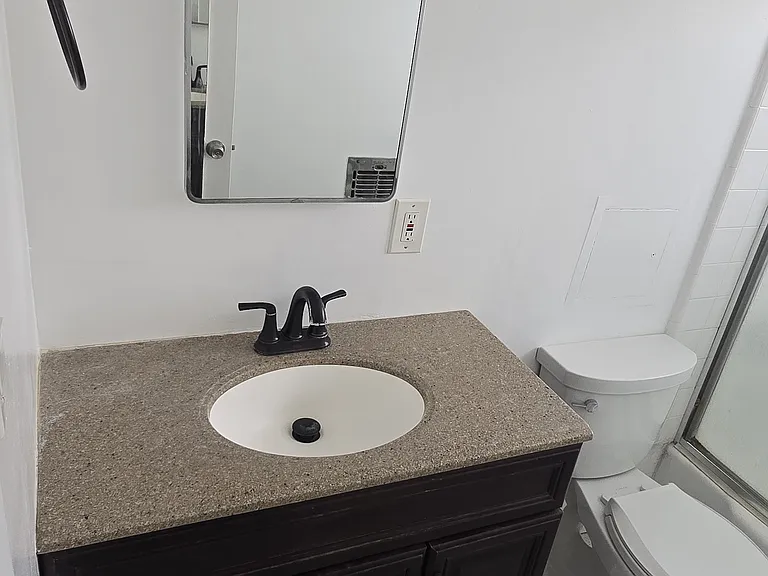 533 W California Ave #5 — Photo 6