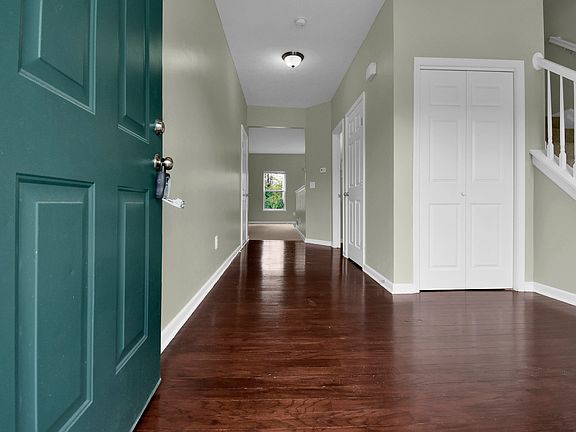 3rd image of 1153 Park Dr #1153