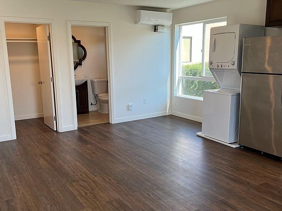 5th image of 3580 4th Ave