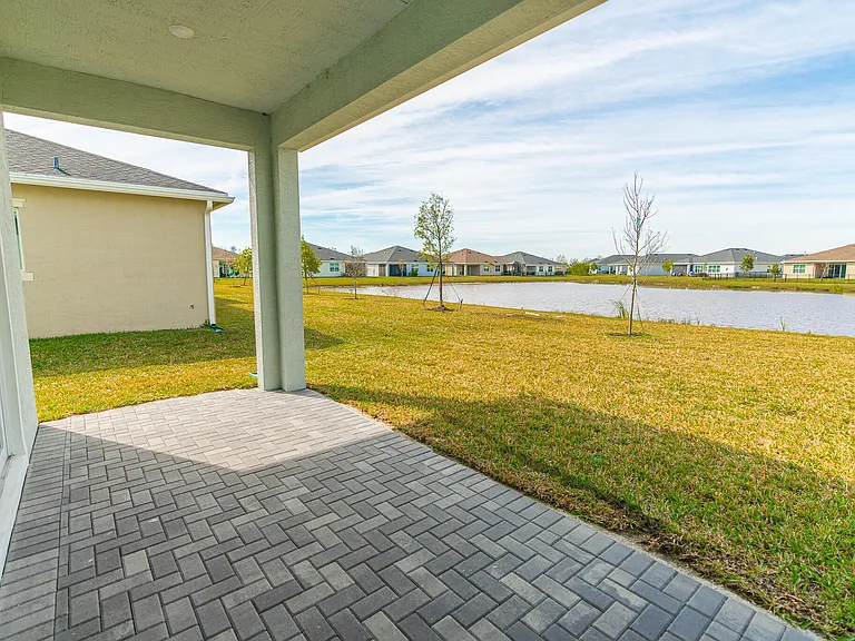 13885 SE Riversway St — Photo 29