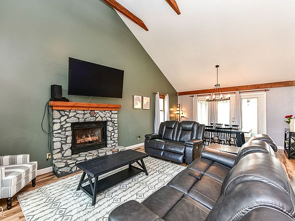 5th image of 1007 Rolling Barrel Rd