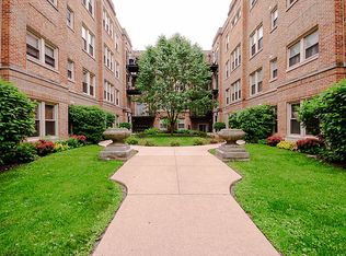 1633 W Pratt Blvd APT 3S, Chicago, IL 60626