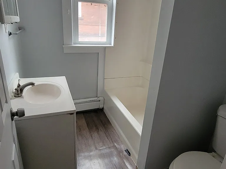119 Sisson Ave #1S — Photo 12