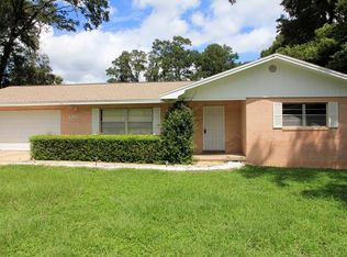 820 Forest Park Dr, Deland, FL 32720