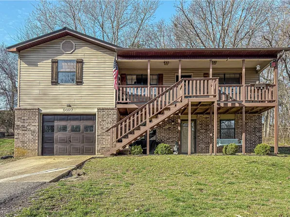 6609 Cottonwood Rd, Harrison, AR 72601