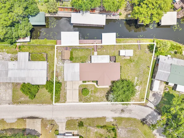 418 COVE Drive, Satsuma, FL 32189