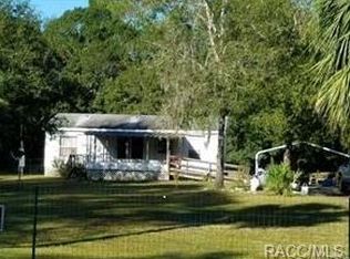 78 Neeld St, Inglis, FL 34449