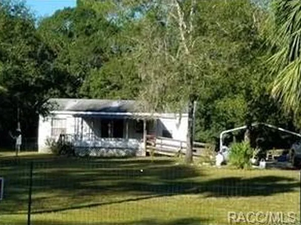 78 Neeld St, Inglis, FL 34449