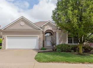 371 White Spruce Dr, Macedonia, OH 44056
