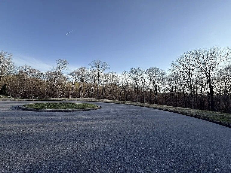 2nd image of 156 Enclave At The Vlg