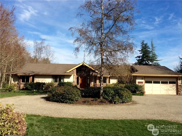 7806 Manzanita Drive NW, Olympia, WA 98502