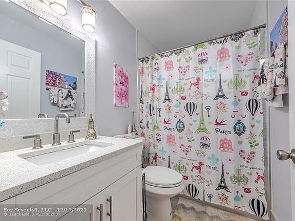 5th image of 2568 Carambola Cir N #1855