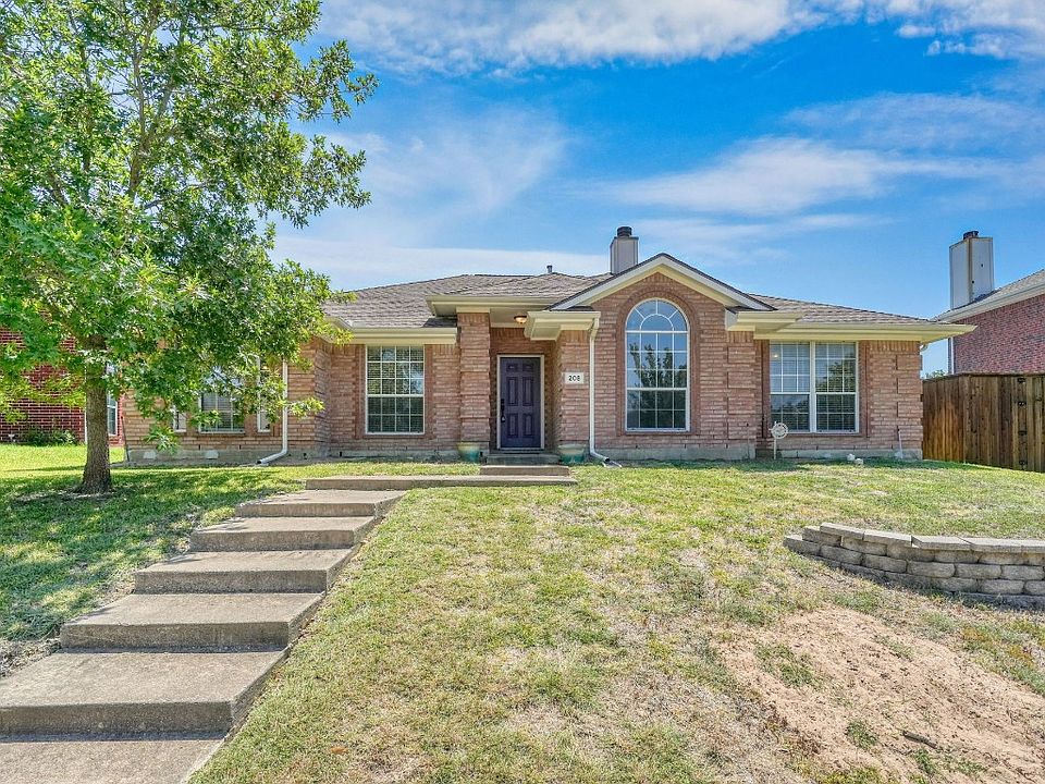 1st image of 208 Tanglewood Dr
