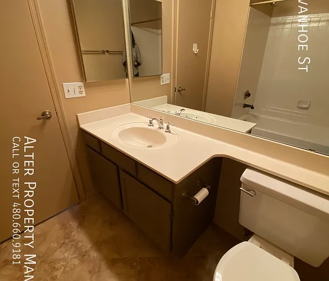 1741 W Ivanhoe St — Photo 10