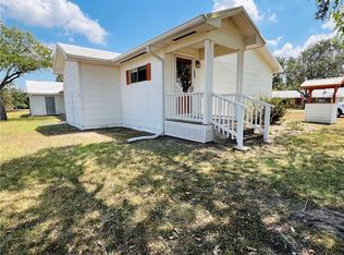 406 Fred Ave, Agua Dulce, TX 78330