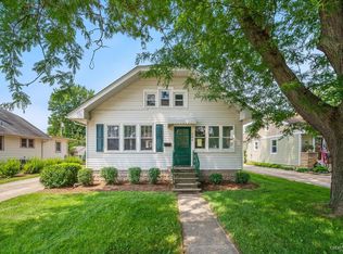 126 Nebraska St, Geneva, IL 60134