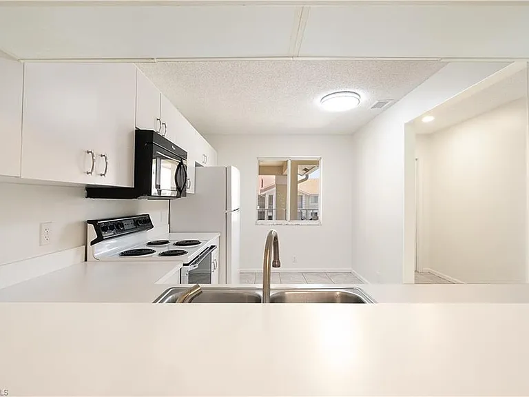 7791 Esmeralda Way #203 — Photo 5