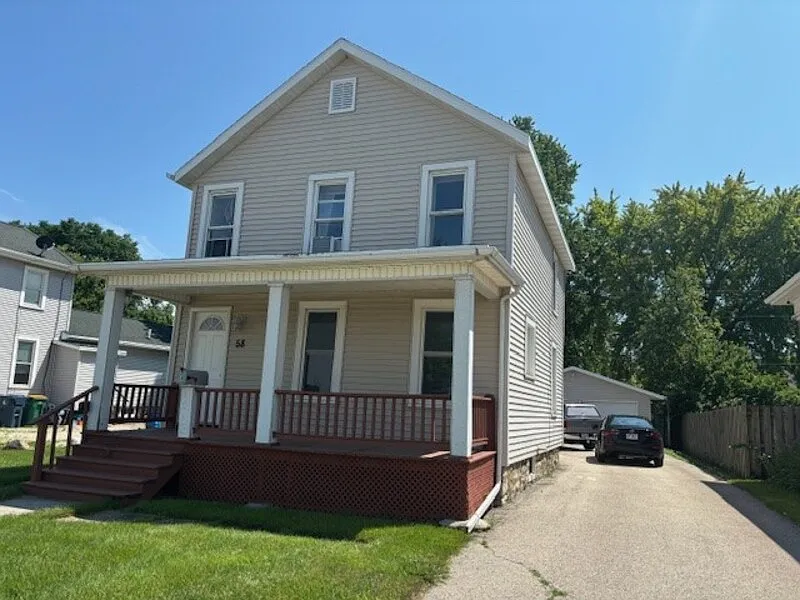 58 W Scott St