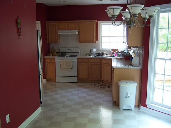 4th image of 785 Kimball Parc Ct