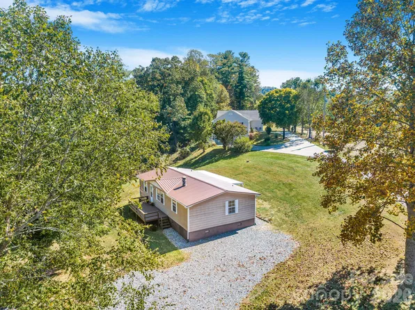 67 Allman Hill Rd, Weaverville, NC 28787