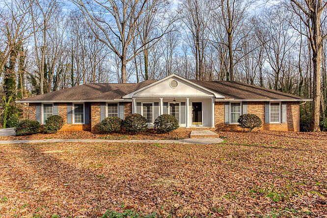 1st image of 3280 Hickory Crest Dr NW