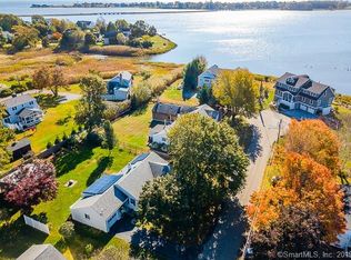 18 Reed Ct, Old Saybrook, CT 06475