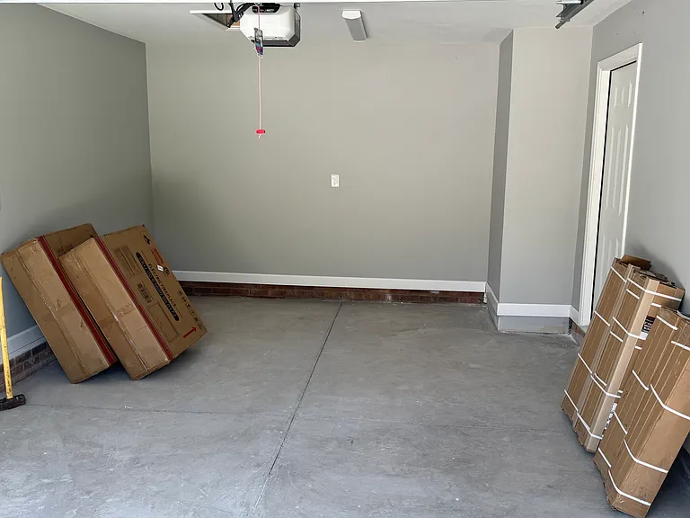 Single care garage