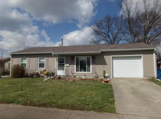 202 Briarwood Dr, Granite City, IL 62040