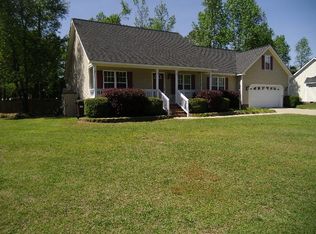 105 Oak Tree Dr, Pikeville, NC 27863