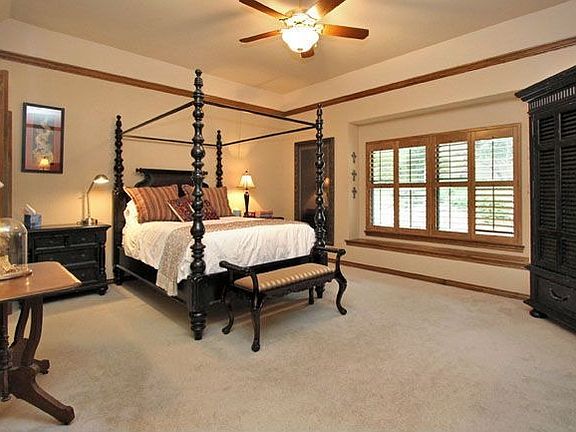 5th image of 9616 Aster Cir