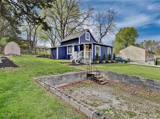 723 Acorn St, Eudora, KS 66025