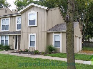 11711 W 99th St, Overland Park, KS 66214