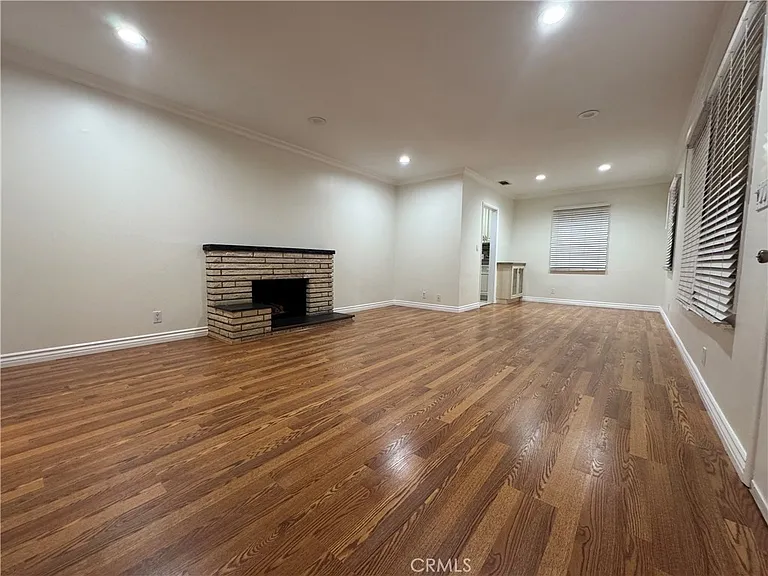 7701 Wilkinson Ave — Photo 4