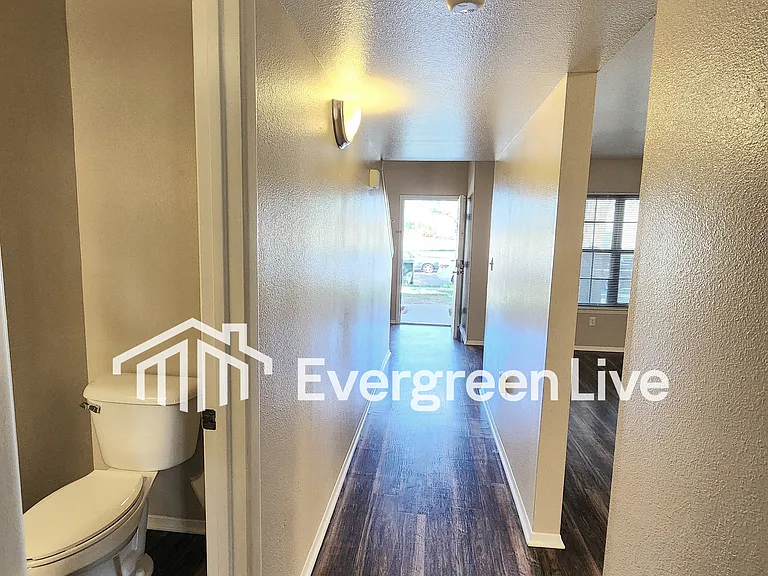 4200 Lew Wallace Dr — Photo 5