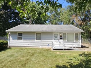 1522 Holly Hill Dr, Champaign, IL 61821