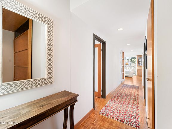 5th image of 1400 Kenesaw Ave APT 23C