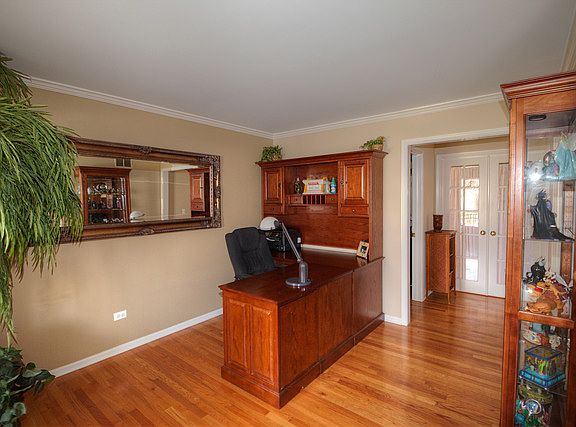 2nd image of 24643 Kingston St