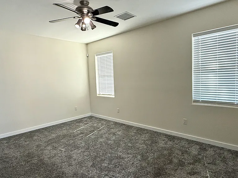 3385 W Agate Ave — Photo 14