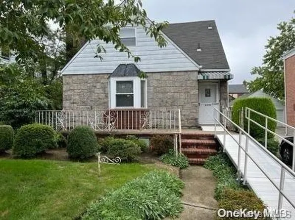 76-24 176th Street, Fresh Meadows, NY 11366