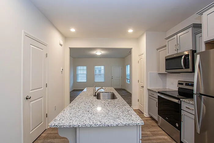14121 Clayborn St — Photo 6