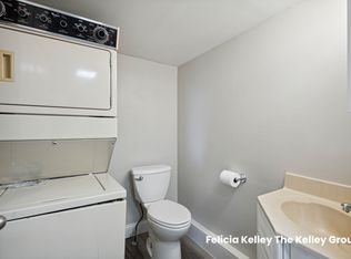 54 E Division St, Sparta, MI 49345