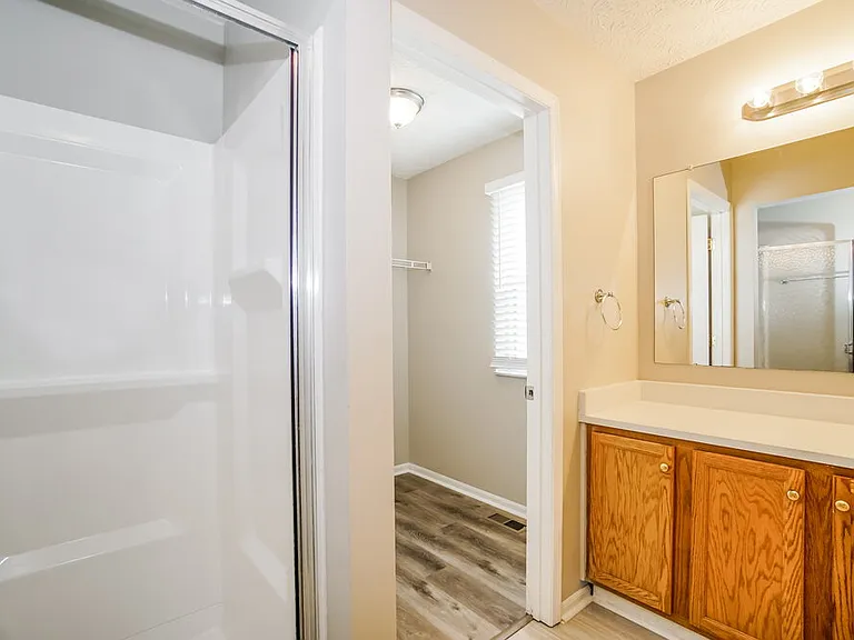 4299 Shady Meadows Dr — Photo 13