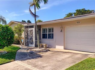 4520 SE 14th Pl, Cape Coral, FL 33904