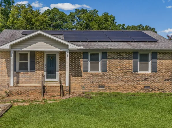 202 Hilldale Ave, Laurens, SC 29360