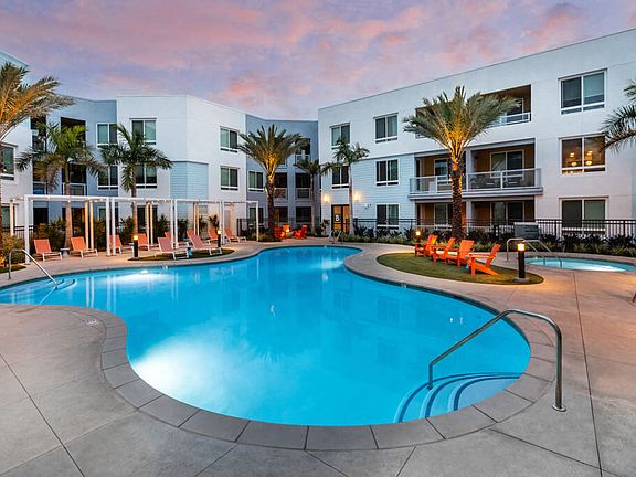3rd image of 3250 Barnett Ave #2163