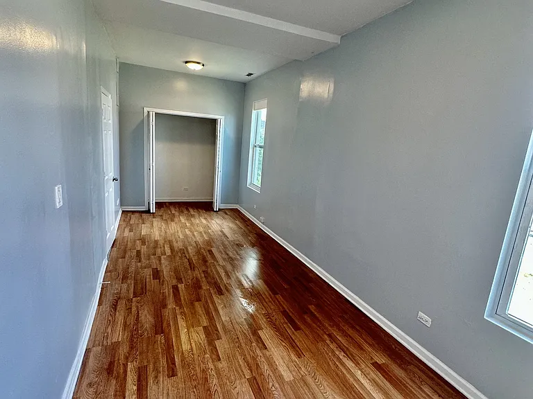 5518 S Wells St — Photo 11