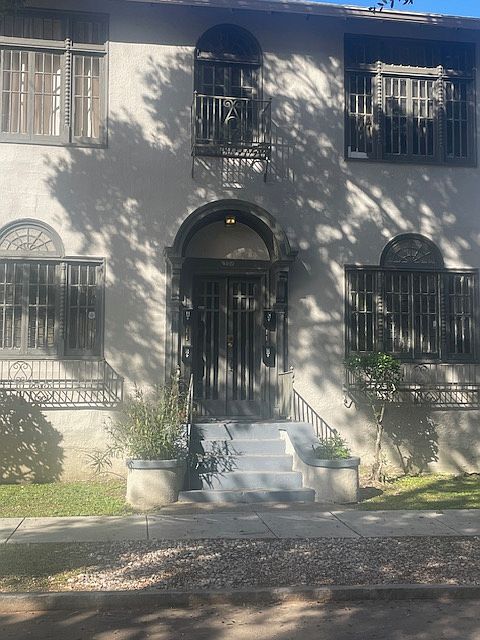 1st image of 2502 Pine St APT B