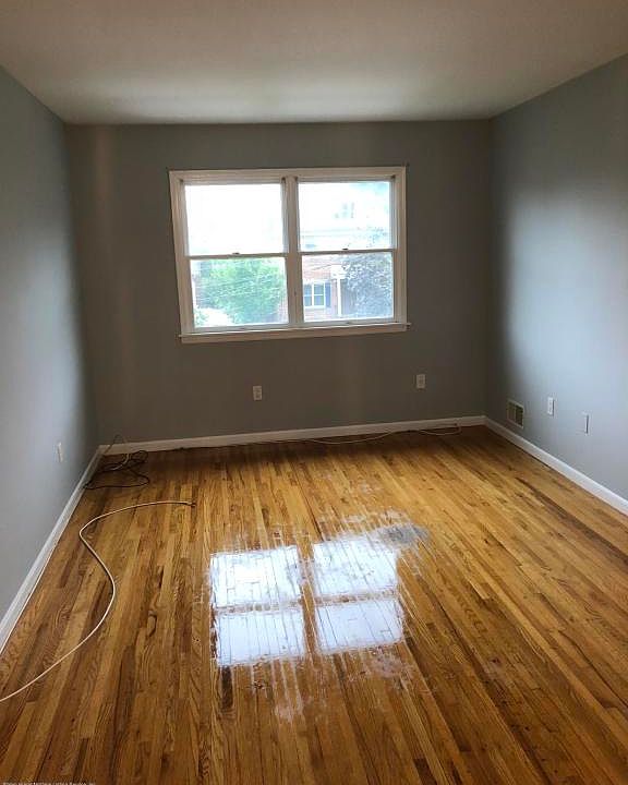 2nd image of 507 Albourne Ave